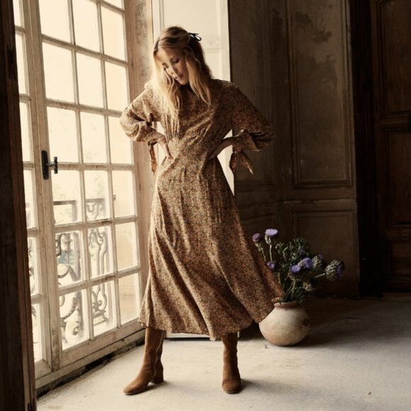 Doen Dresses & Skirts - Doen Alda Dress in Lady Emma Floral Printed Long Sleeve Pleated Silk M